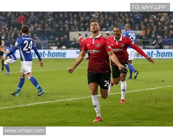 沃尔夫斯堡不败纪录延续,击退汉诺威96,继续领跑德甲联赛 沃尔夫斯堡不败纪录延续,击退汉诺威96,继续领跑德甲联赛